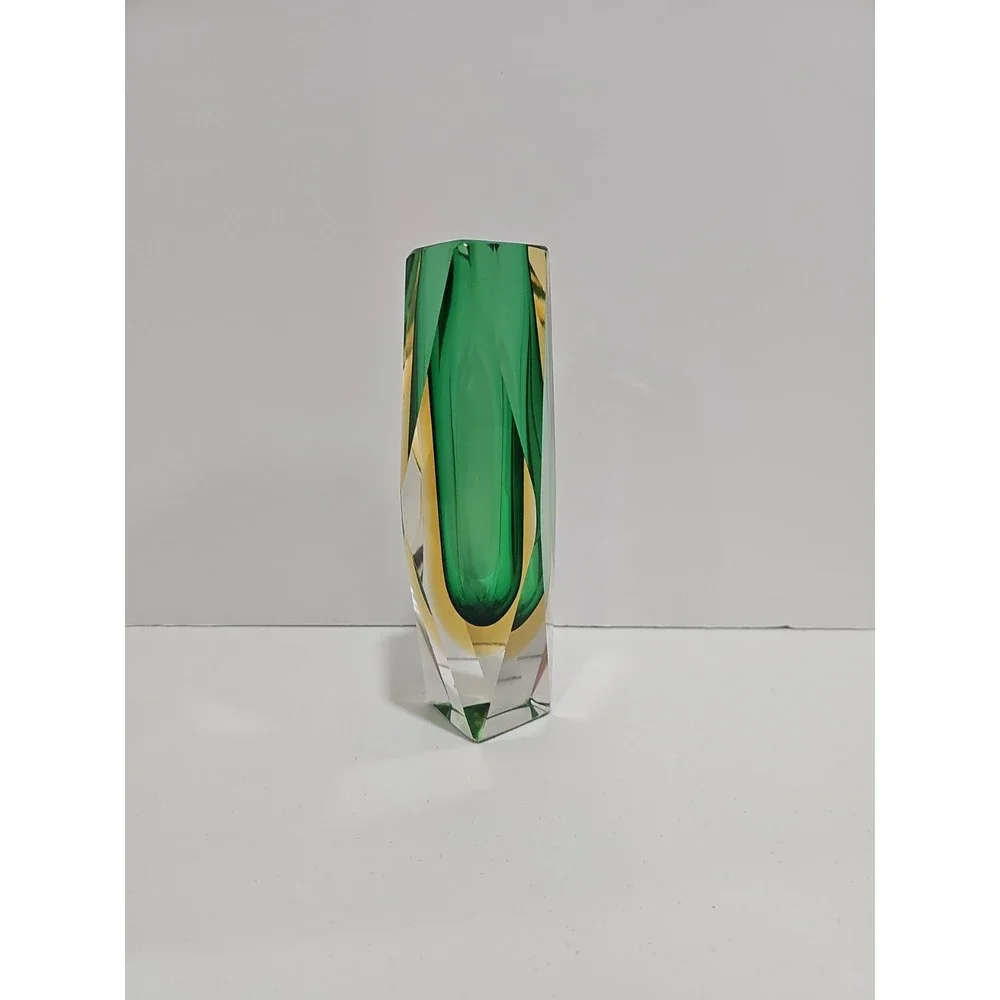 Vintage Murano Sommerso Faceted Art Olive Green‎ Glass Vase 8" Tall - Picture 6 of 10